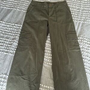 Wide leg mud rise cargo pants